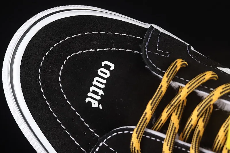 All categories Vans Vans series Vans Hi Vans high-top plus velvet Vans Sk8-Hi Classics joint model Vans high-top casual sneakers VN0A4BVB26C